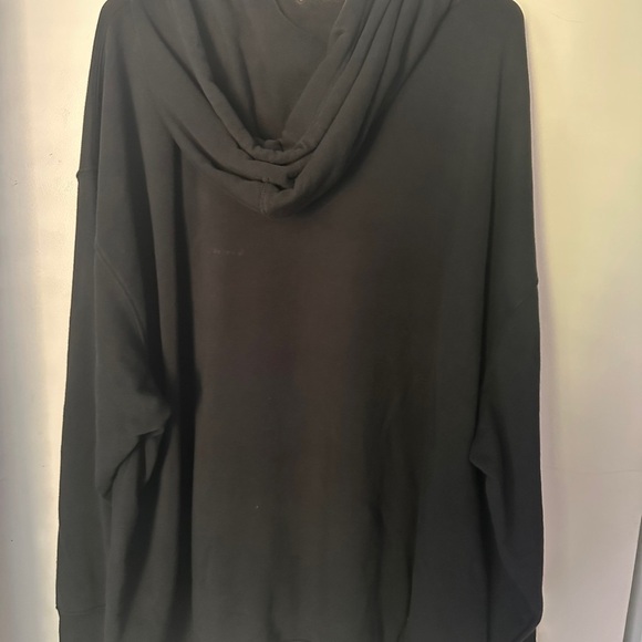 Levi's Men's Black Hoodie Sweater - Picture 4 of 4